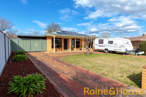 Property photo of 17 Sloman Close Dubbo NSW 2830