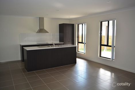 Property photo of 16 Thorne Drive Pimpama QLD 4209