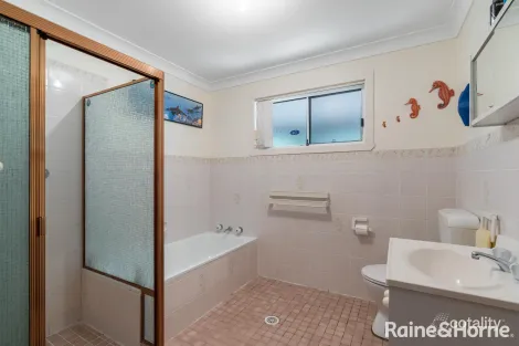 Property photo of 118 Leo Drive Narrawallee NSW 2539