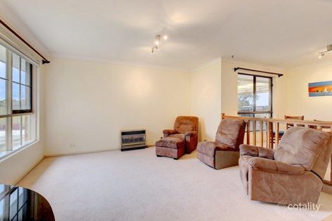 Property photo of 1 Columbia Court Hallett Cove SA 5158