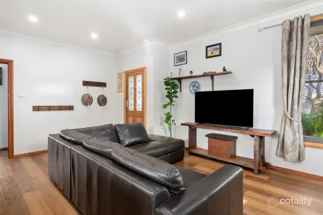 Property photo of 92 Albert Street Unanderra NSW 2526