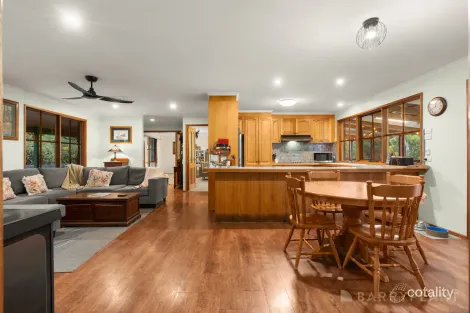 Property photo of 6 Mimosa Avenue Emerald VIC 3782