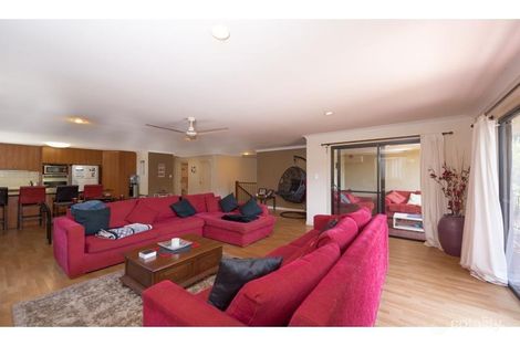 Property photo of 2/11 Mapleton Circuit Varsity Lakes QLD 4227