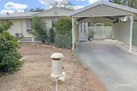 Property photo of 28 Wompoo Road Longreach QLD 4730