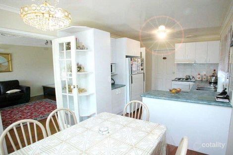 Property photo of 5 Windermere Crescent Gladstone Park VIC 3043