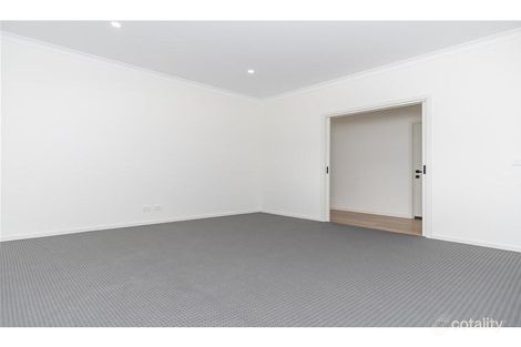 Property photo of 5 Toorak Drive Irymple VIC 3498