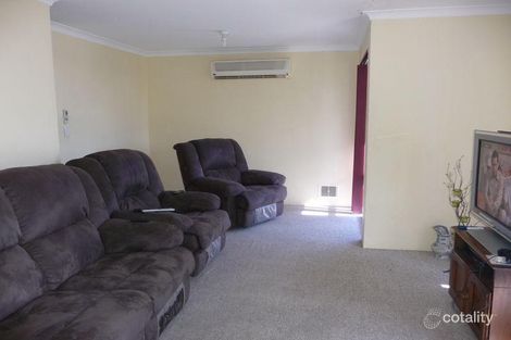 Property photo of 4 Ashwood Place South Lake WA 6164
