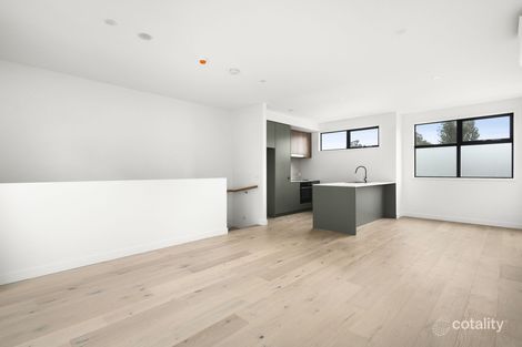 2/49 Jean St, Cheltenham, VIC 3192