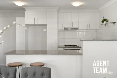 Property photo of 128 Macfarlane Burnet Avenue Macgregor ACT 2615