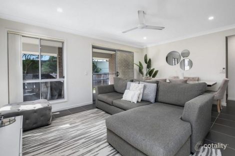 Property photo of 6 Alva Court Oxenford QLD 4210