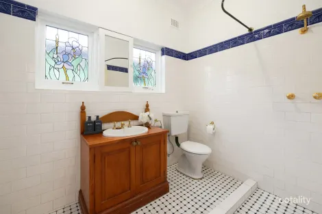 Property photo of 12 Hendy Avenue Collaroy NSW 2097