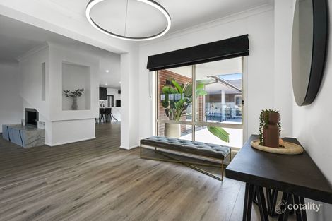 Property photo of 3 Belfry Place Craigieburn VIC 3064