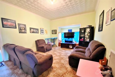 Property photo of 35 William Street Young NSW 2594