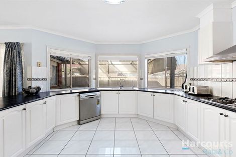 Property photo of 10 Charteris Grove Epping VIC 3076