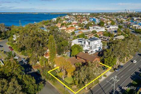 Property photo of 4 Milton Avenue Paradise Point QLD 4216
