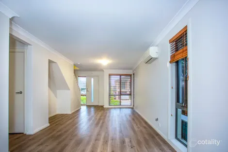 Property photo of 1 Mariner Street Glenfield NSW 2167