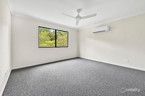 Property photo of 2/5 Lemon Myrtle Place Woombye QLD 4559