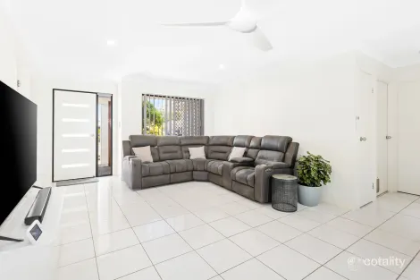 Property photo of 22 Outrigger Drive Mulambin QLD 4703