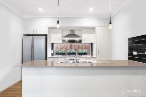 Property photo of 50 Affleck Gardens Middleton Grange NSW 2171