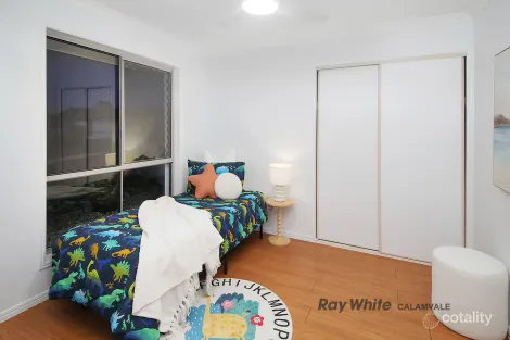 Property photo of 33 Michigan Crescent Parkinson QLD 4115