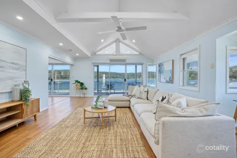 Property photo of 1 Petit Street Booker Bay NSW 2257