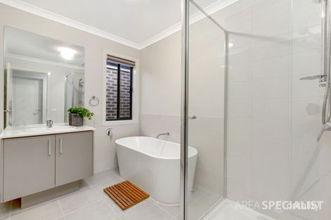 Property photo of 14 Cubbie Way Clyde North VIC 3978