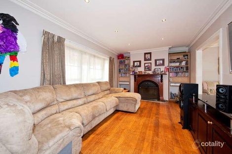 Property photo of 19 Miller Street Sunbury VIC 3429
