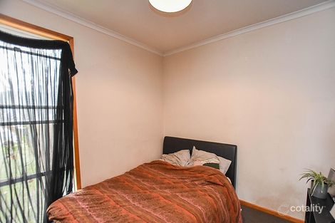 Property photo of 14 Carcoola Avenue Myrtleford VIC 3737