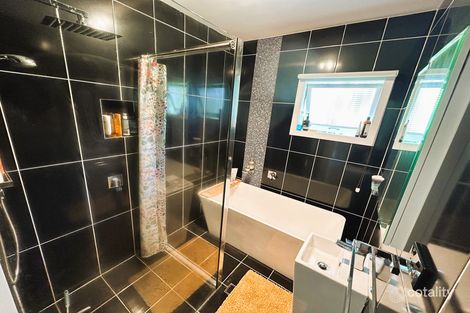 Property photo of 1651 Logan Road Upper Mount Gravatt QLD 4122