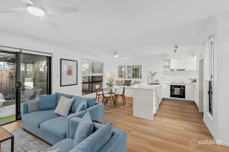 4/5 SEABROOK ST, KEDRON, QLD 4031