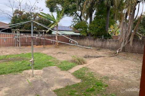 Property photo of 16 Sandakan Crescent Lethbridge Park NSW 2770