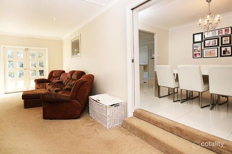 Property photo of 8 Stonehaven Drive Metford NSW 2323