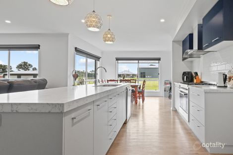 Property photo of 6 Shearers Close Nicholson VIC 3882