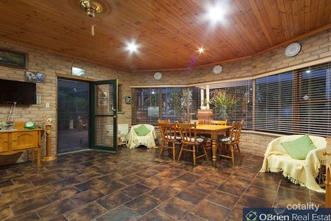 Property photo of 8 Timbertop Drive Rowville VIC 3178