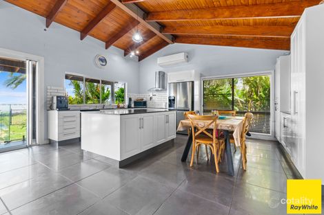 Property photo of 18 Feldt Street Flying Fish Point QLD 4860