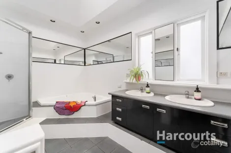 Property photo of 42 Dalny Road Murrumbeena VIC 3163
