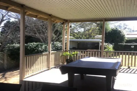 Property photo of 33 Collins Street Mount Lofty QLD 4350