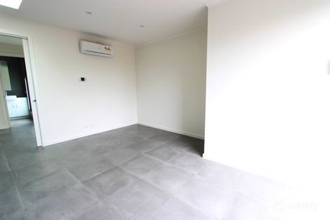 Property photo of 2/10 Mugg Lane North Melbourne VIC 3051