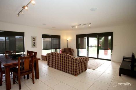 Property photo of 1 Ladlow Court Horsham VIC 3400