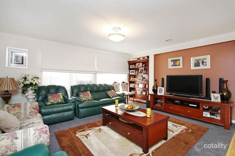 Property photo of 4 Pinnaroo Crescent Burnside VIC 3023