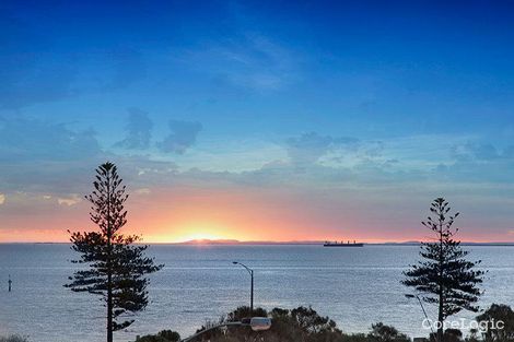 Property photo of 1/55 Ormond Esplanade Elwood VIC 3184