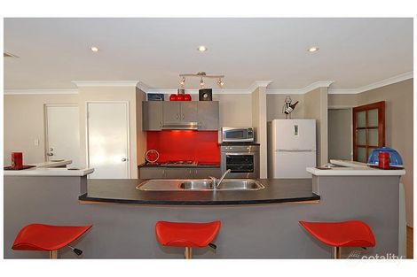 Property photo of 16 Baglione Green Tapping WA 6065