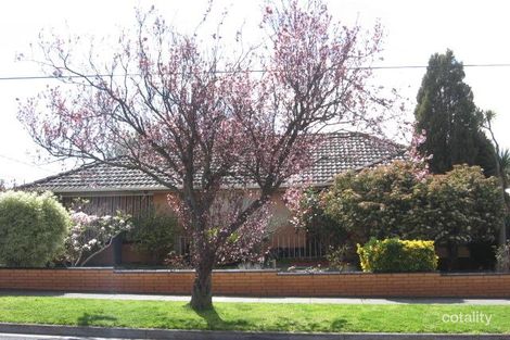 1 Greendale Rd, Bentleigh East, VIC 3165