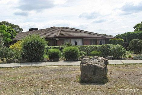 14 Numinbah Ct, Taylors Lakes, VIC 3038