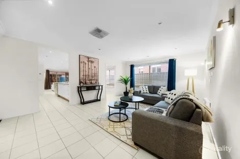 Property photo of 3 Gembrook Street Manor Lakes VIC 3024