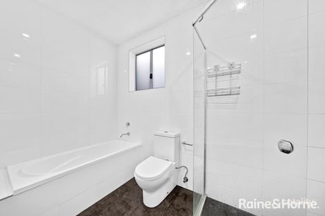 Property photo of 18/20 Old Glenfield Road Casula NSW 2170