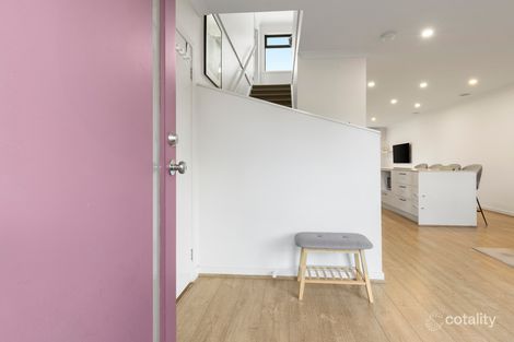 Property photo of 43 Nautical Crescent Craigieburn VIC 3064