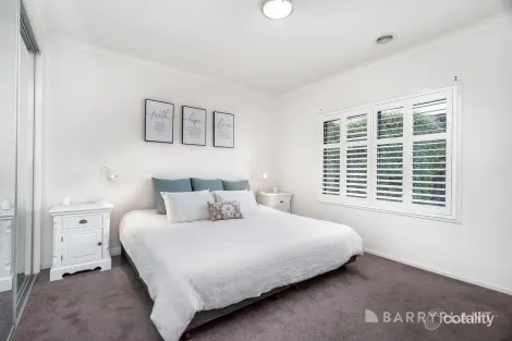 Property photo of 33 Erskine Road Mernda VIC 3754