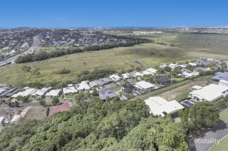 Property photo of 2/13 Wrights Road Glenella QLD 4740