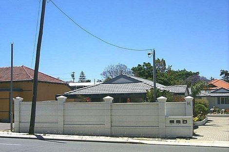 4/96 Green St, Joondanna, WA 6060